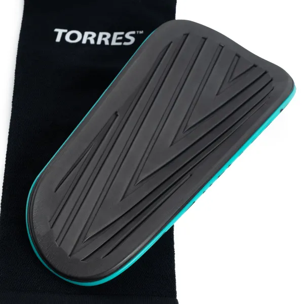 Щитки футбольные TORRES Pro за 1&nbsp;972 ₽ в Санкт-Петербурге